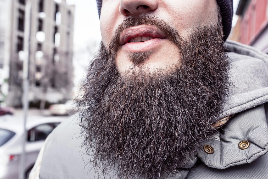 Barbe fournie